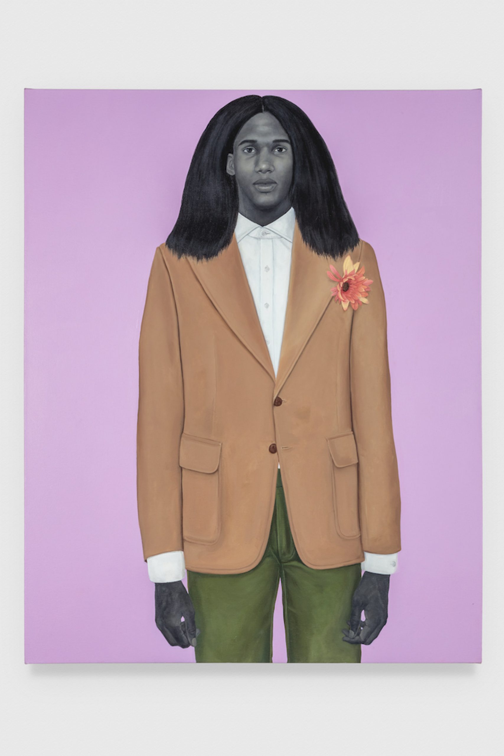 Amy Sherald, Cuando dejo ir lo que soy, me convierto en lo que podría ser (Atlas auto imaginado), 2018. Óleo sobre lienzo. 54 x 43 x 2 pulgadas. © Amy Sherald. Cortesía del artista y Hauser & Wirth. La colección de Eileen Harris Norton. Foto: Charles White.